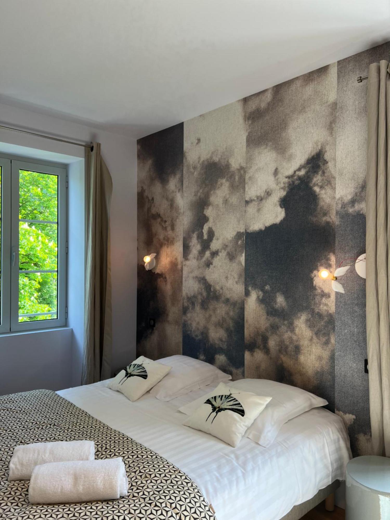 Domaine Clairfontaine Noyarey - Suites Junior Exterior photo